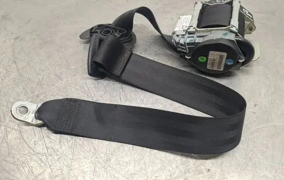 Volkswagen Golf V Front seatbelt 1K4857706 3087167F1B