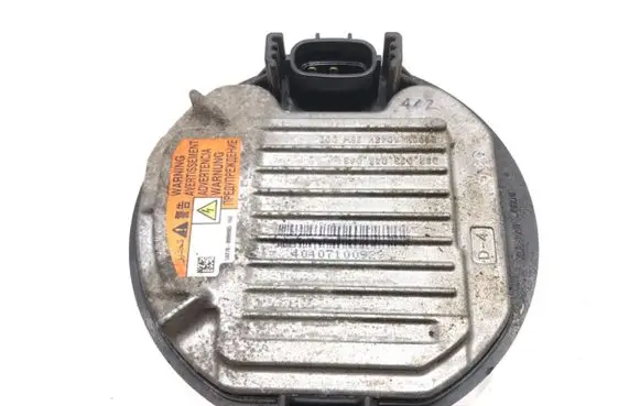 Suzuki SX4 S-Cross Voltage converter/converter module KDLS001