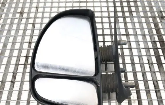 Front door electric wing mirror