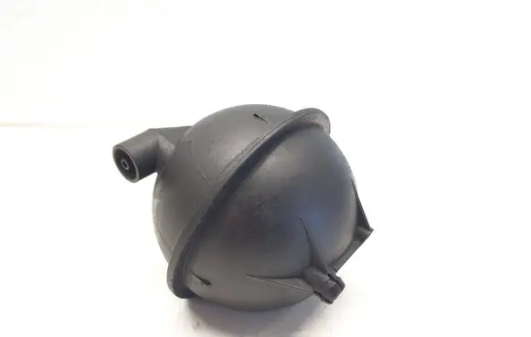 Volkswagen PASSAT B6 Vacuum air tank 7M0129808 KYSBZ02AD5 97VW9J442AA