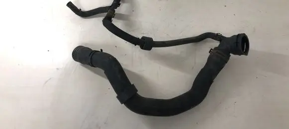 Volkswagen Golf V Engine coolant pipe/hose 3C0122291