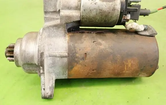 Skoda Octavia Mk1 (1U) Starter motor 1005821144