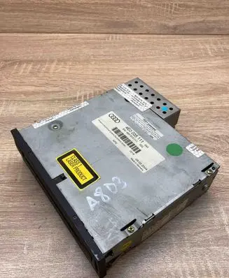 Audi A6 S6 C6 4F CD/DVD changer 4E0035111 4E0910111