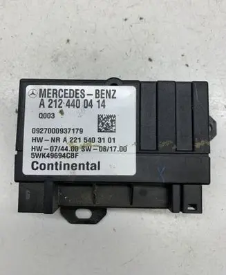 Mercedes-Benz E A207 Fuel injection pump control unit/module A2124400414 5WK49694CBF