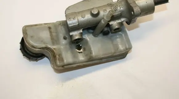 Volvo V50 Master brake cylinder 03350886581