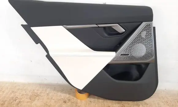 BMW 5 G60 G61 Rear door card panel trim