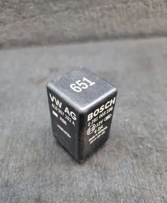 Audi Q7 4L Glow plug pre-heat relay 4L0907282A 0281003106