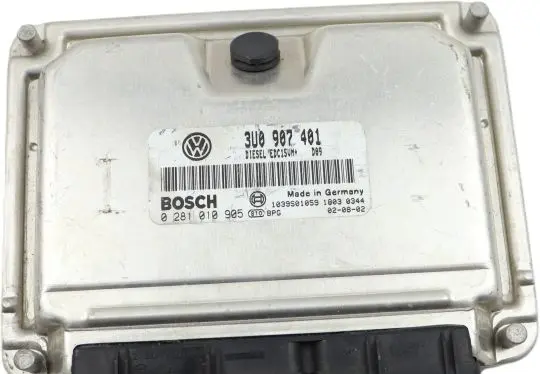 Skoda Superb B5 (3U) Engine control unit/module 3U0907401 0281010905