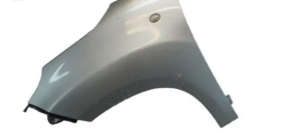 Fiat 500L Fender