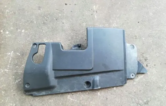 Lexus IS 220D-250-350 Engine cover (trim) 5379553020