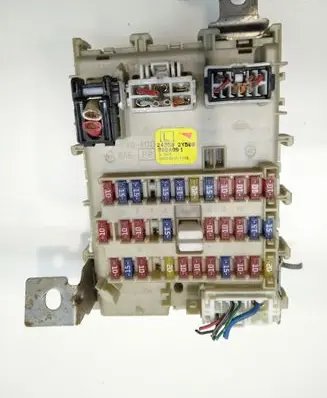 Nissan Maxima Fuse module 243503Y5000804991