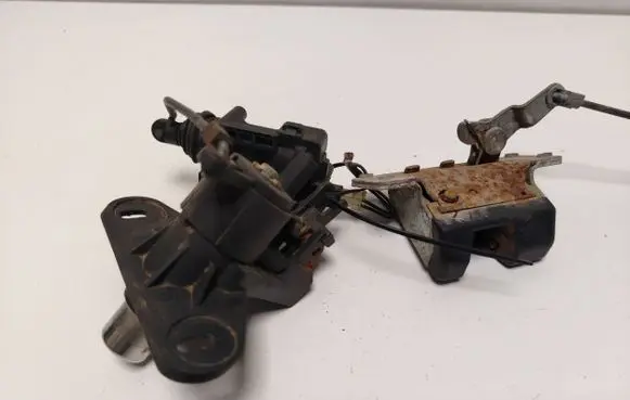 Opel Zafira B Tailgate boot lock/latch motor 705472 13118786