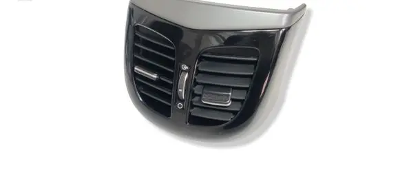 Rear air vent grill