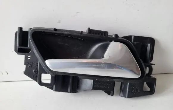 Opel Crossland X Front door interior handle 98000000
