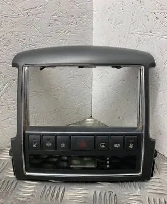 KIA Sorento Radio/GPS head unit trim 945003E500 20070409