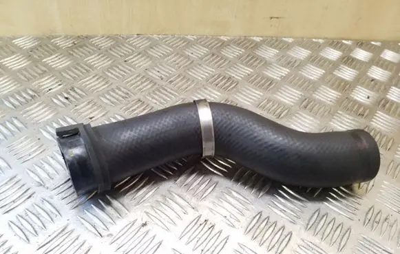 Toyota Yaris Intercooler hose/pipe