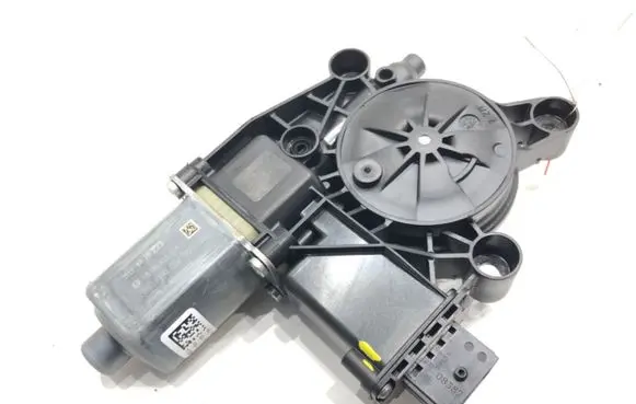 Alfa Romeo Stelvio Front door window regulator motor 0130822069