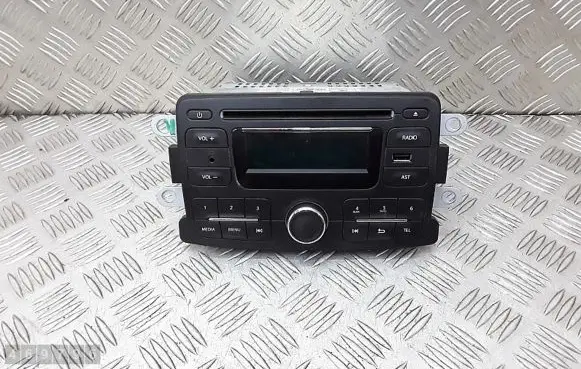 Dacia Logan II Radio/CD/DVD/GPS head unit 281155248r