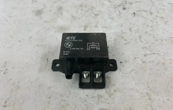 BMW 7 F01 F02 F03 F04 Other relay 9198302 V23132A2001X30