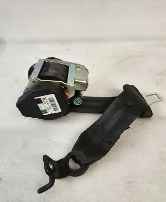 Volvo XC90 Third row seat belt 39825739