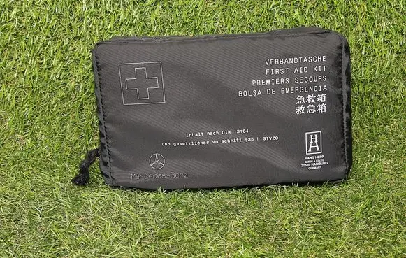 Mercedes-Benz E W212 First aid kit 