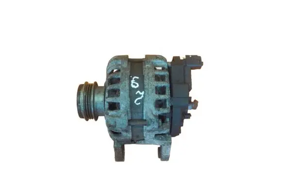 Dacia Sandero II Generator/alternator 231008386R D4F732
