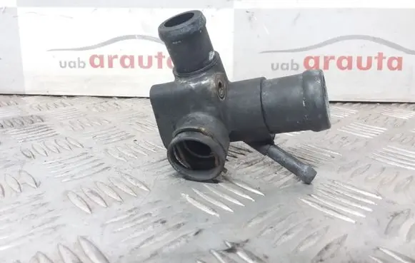Ford Galaxy Engine coolant pipe/hose 028121132Q