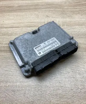 Opel Zafira A Engine control unit/module ECU 24417169 0281010268