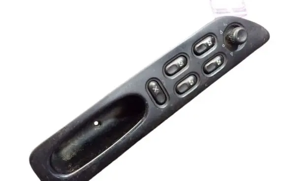 Renault Laguna I Quarter vent window switch 