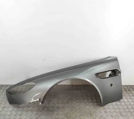 Aston Martin Vantage III Fender 6G3316006