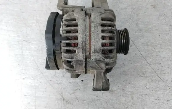Opel Meriva A Generator/alternator 555560700124425022