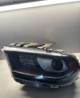 Dodge Durango Headlight/headlamp T20250B 02066286 68261183AD