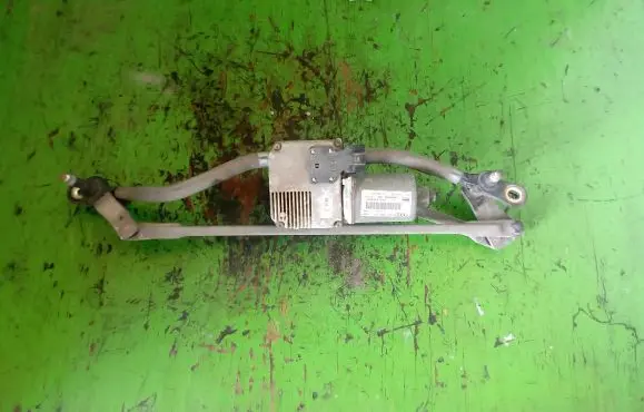 Audi A4 S4 B8 8K Front wiper linkage and motor 8K2995119