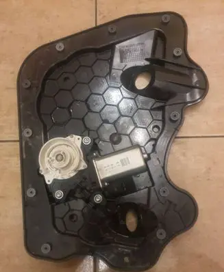 Audi A8 S8 D4 4H Rear door soft close latching motor 4F0837060 4h0837916 9051126