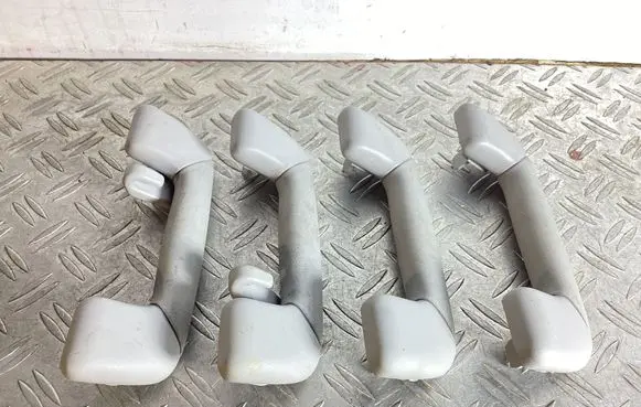 Lexus RX 450H A set of handles for the ceiling 