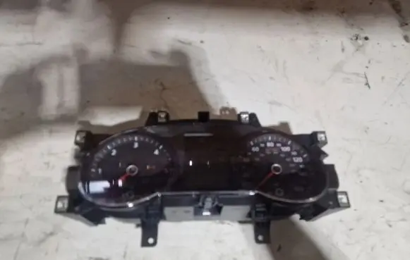 Volkswagen PASSAT B8 Speedometer (instrument cluster) 3G0920951A