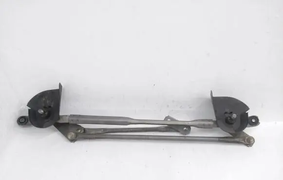 Front wiper linkage