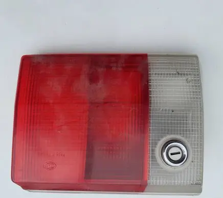 Audi 80 90 B3 Tailgate rear/tail lights 893945094