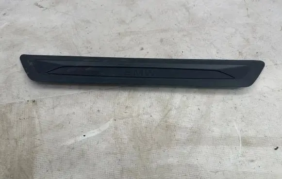 BMW X2 F39 Front sill trim cover 19074910 7263315 51477263315