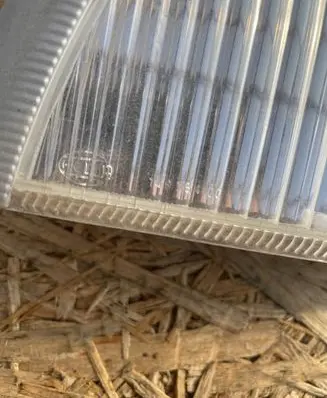 Volvo S40, V40 Front indicator light
