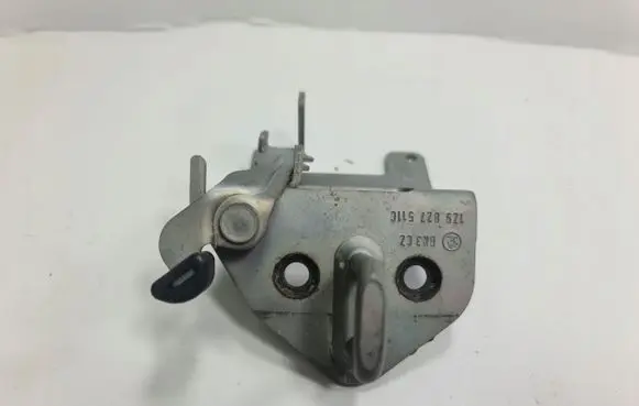 Skoda Octavia Mk2 (1Z) Voltmeter 