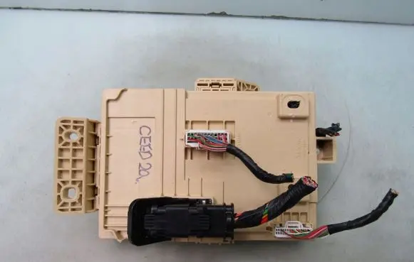 KIA Ceed Fuse box set 91950J7701