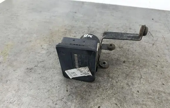 Ford Focus ABS Pump 8M512C405CA