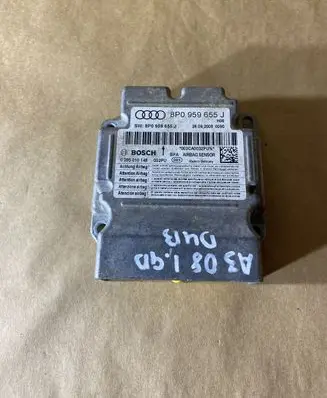 Audi A3 S3 8P Airbag control unit/module 8P0959655J