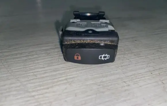 Renault Laguna II Central locking switch button 179029