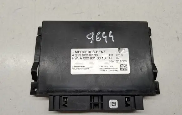 Mercedes-Benz E W213 Gearbox control unit/module A0009013013 A2139008730