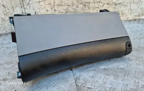 Lexus GS 300 350 430 450H Glove box set 5543330170 5555030361 5555030371