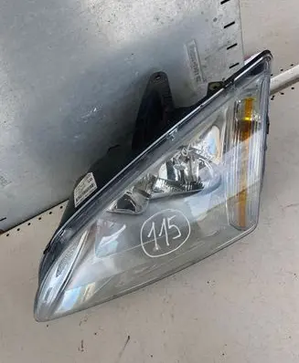 Ford Focus Headlight/headlamp 4M5113W030AC 10173 10118102A