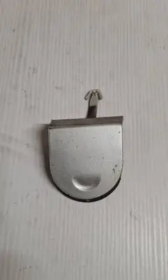Opel Zafira A Front tow hook cap/cover 90580633