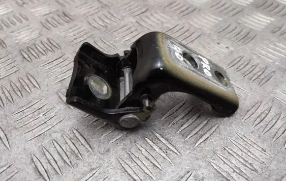 Toyota Proace Front door lower hinge 
